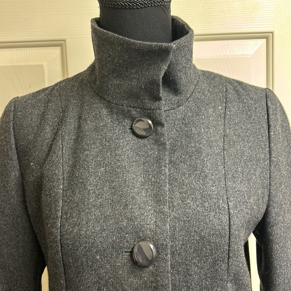 Love 21 Gray Black XS Coat , 52% Woo, 33% Polyester, 7% Rayon, 4% Acrylic - Picture 2 of 9